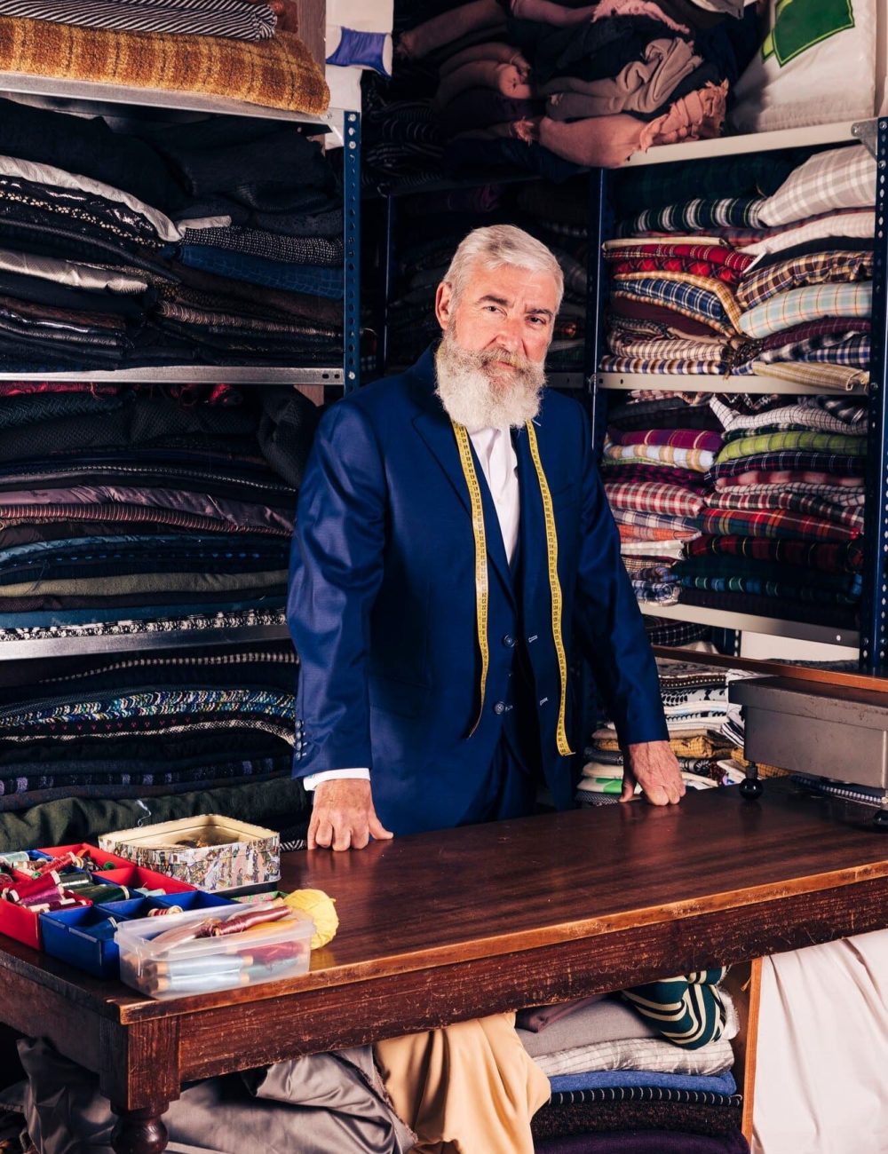 imageye___-_imgi_57_portrait-senior-male-fashion-designer-his-clothes-shop_23-2148180284